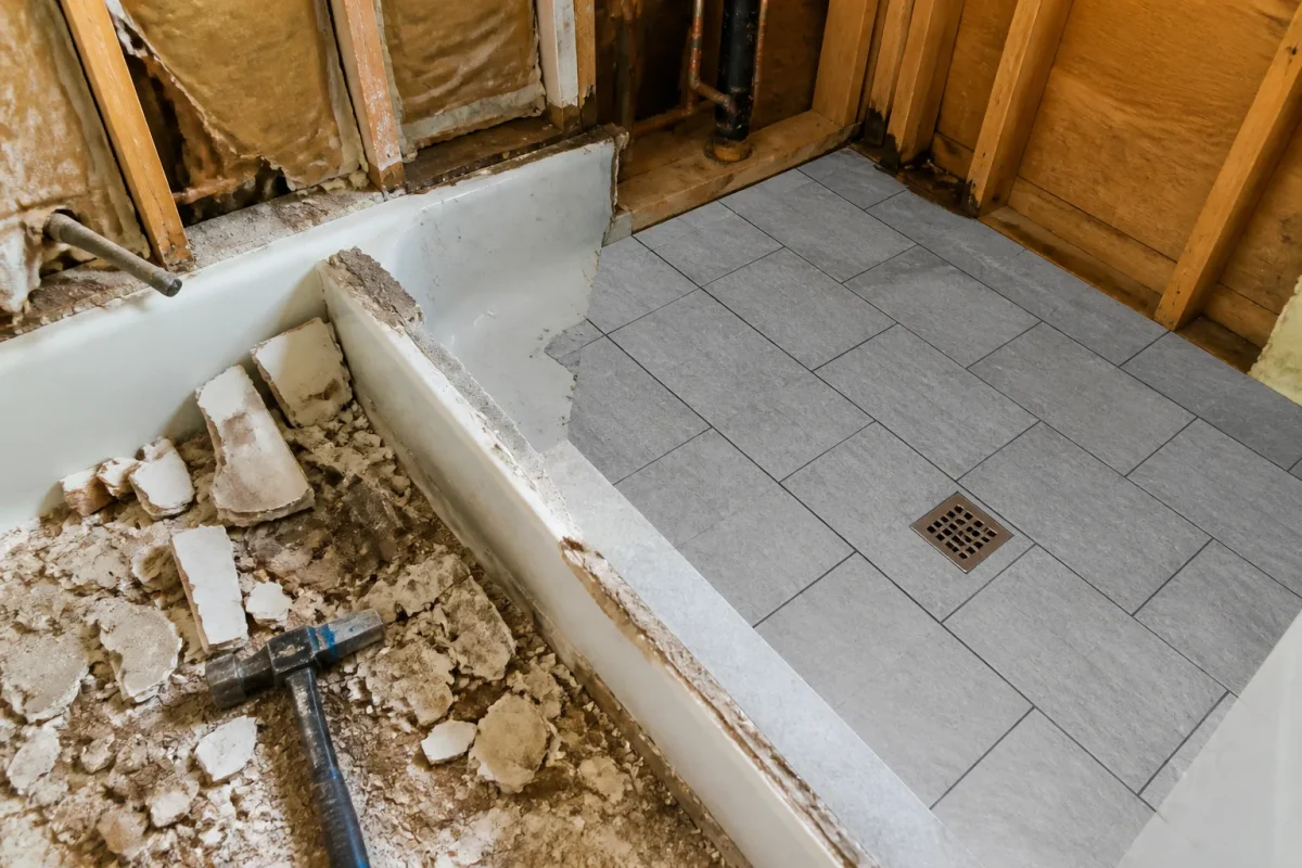 Retrait ancien bac carrelage neuf sol douche